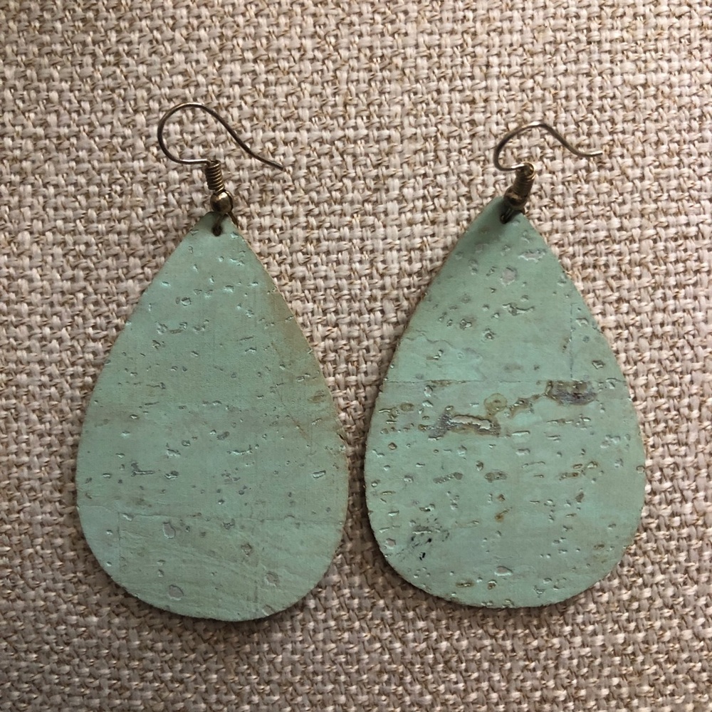 Matte Cork Earring